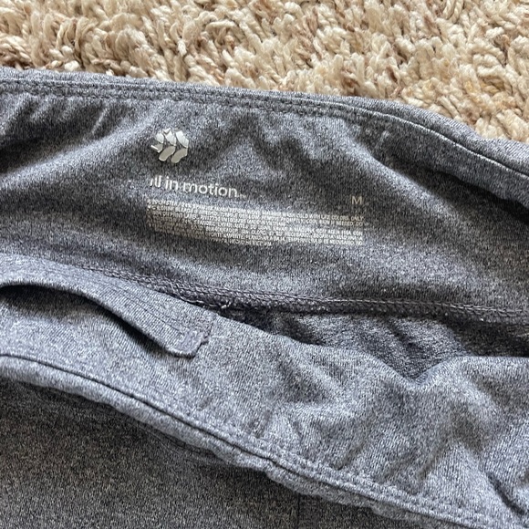 All in motion target leggings - Picture 3 of 3